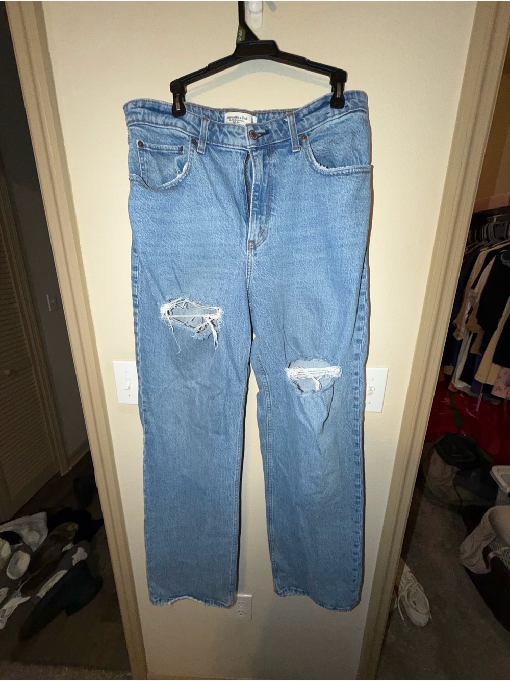 Abercrombie & Fitch Light Blue High-Rise Distressed Women's Jeans